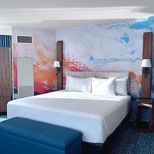 Master One-Bedroom King Suite